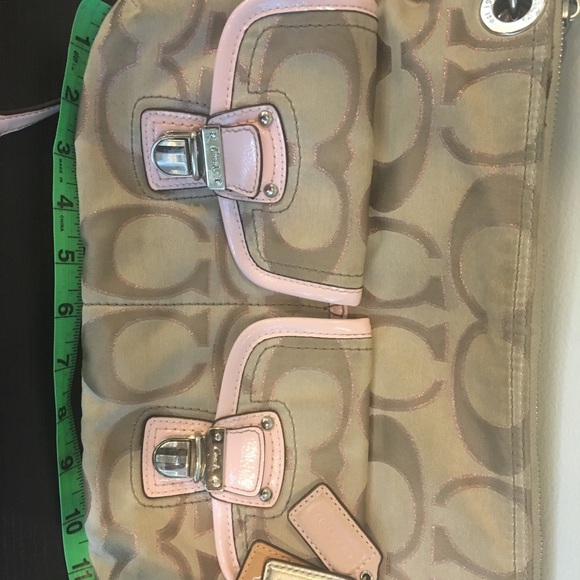 Coach Handbag - Picture 3 of 3